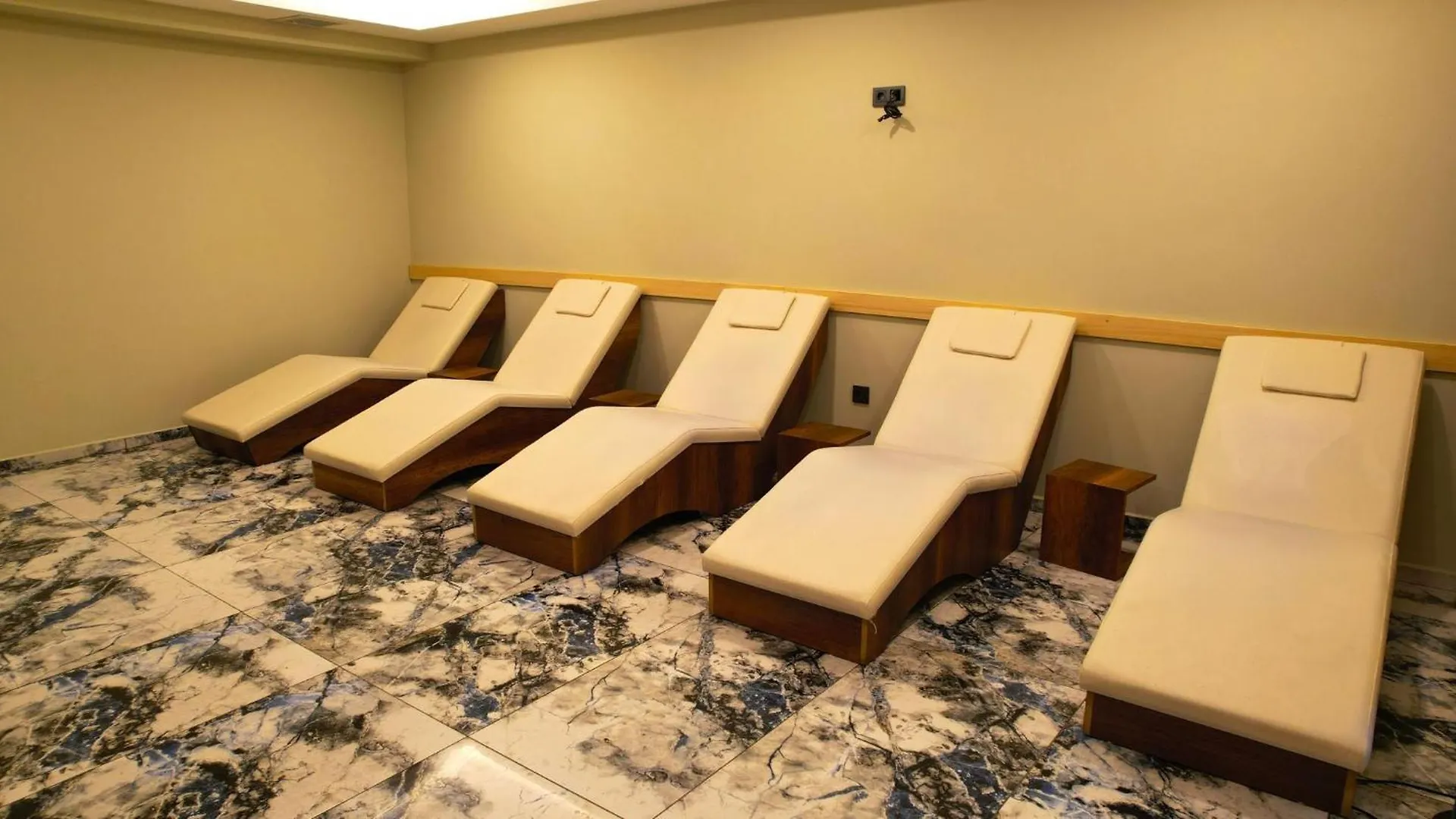 Atacity Hotel İstanbul