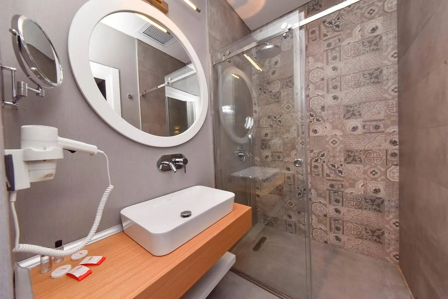 Atacity Hotel İstanbul